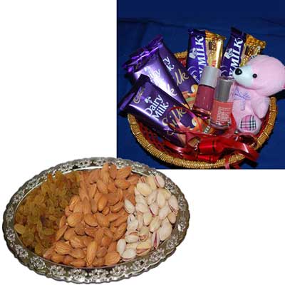 "New year hamper - code34 - Click here to View more details about this Product
